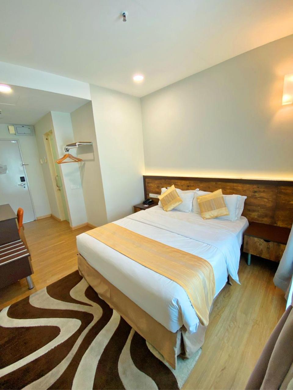 The Explorer Hotel Malacca Kültér fotó