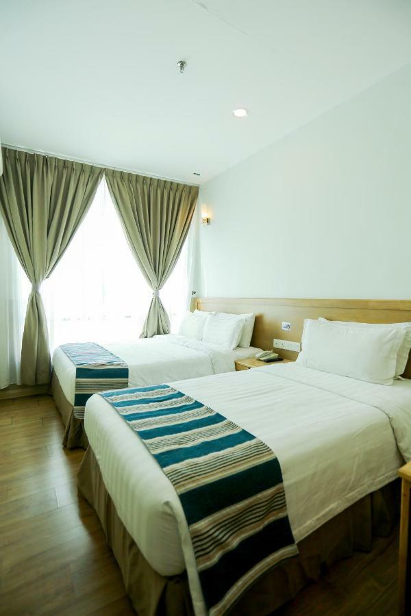 The Explorer Hotel Malacca Kültér fotó